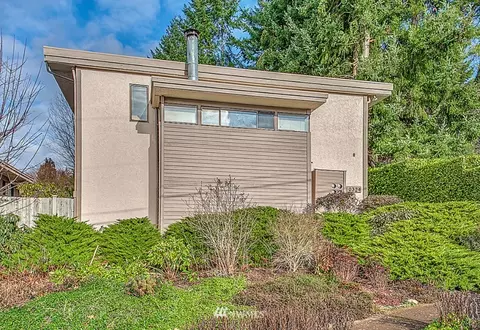 10324 NE 186th St, Bothell, WA 98011 photo 2