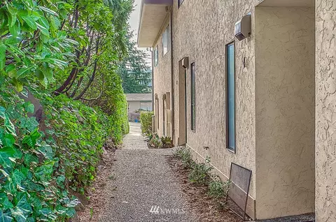 10324 NE 186th St, Bothell, WA 98011 photo 7