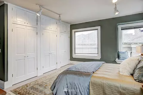 1924 11th Ave E, Seattle, WA 98102 photo 13