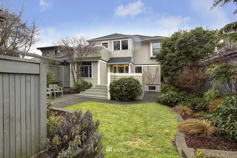 1924 11th Ave E, Seattle, WA 98102 photo 24