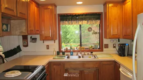 130 Leslie Ln, Sequim, WA 98382 photo 4
