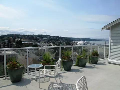 2522 Rucker #607, Everett, WA 98201 photo 1