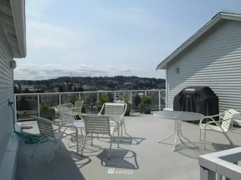 2522 Rucker #607, Everett, WA 98201 photo 2