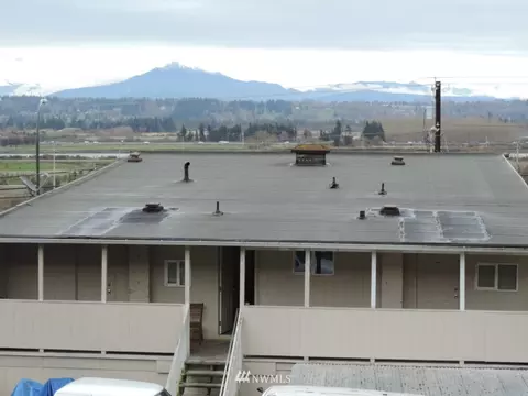 724 E Marine View Dr, Everett, WA 98201 photo 7