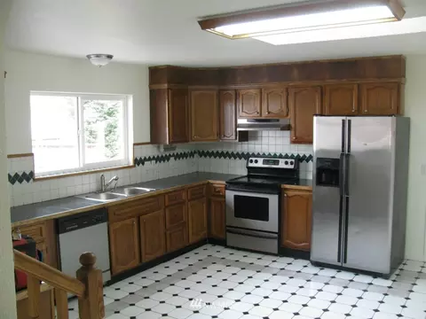 127 105th St SE, Everett, WA 98208 photo 4