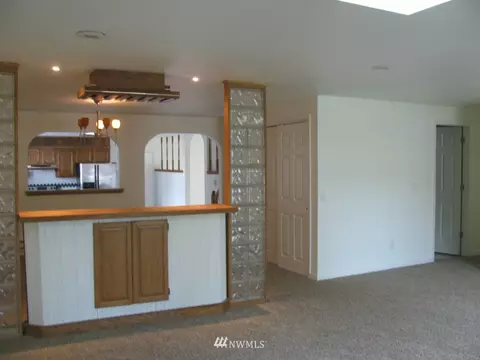 127 105th St SE, Everett, WA 98208 photo 3