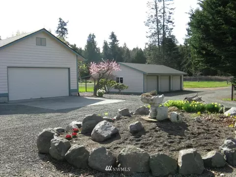 343 Community Ln, Sequim, WA 98382 photo 2