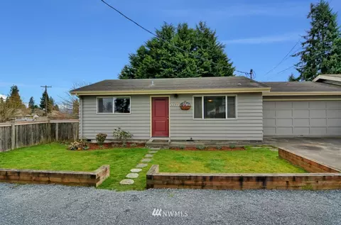 6301 Olympic Dr, Everett, WA 98203 photo 2