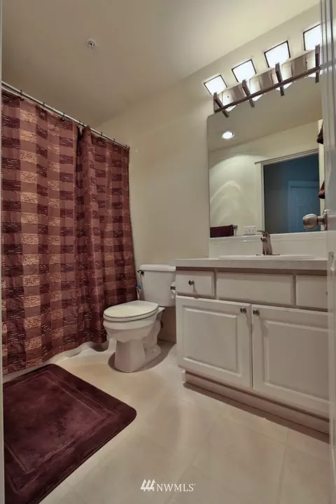 2009 196th St SE #A304, Bothell, WA 98012 photo 9