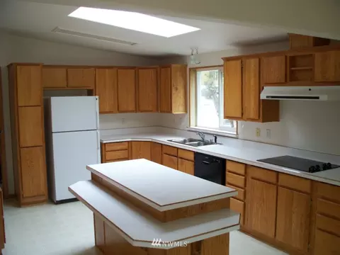 2961 E Mason Lake Dr E, Grapeview, WA 98546 photo 4