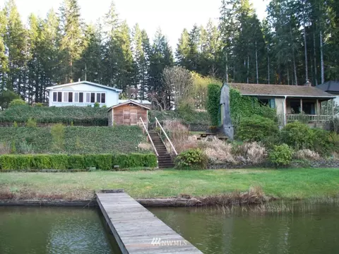 2961 E Mason Lake Dr E, Grapeview, WA 98546 photo 1