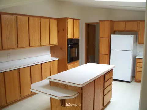 2961 E Mason Lake Dr E, Grapeview, WA 98546 photo 3