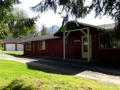 114 Temple Dr E, Morton, WA 98356 photo 1