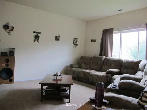 1807 199th St E, Spanaway, WA 98387 photo 5