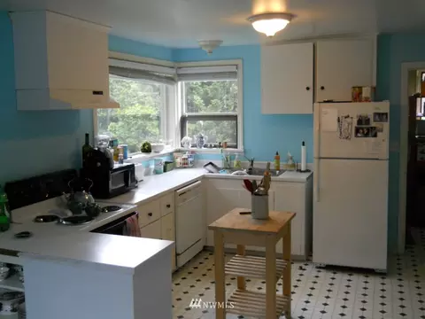 910 E Prospect St, Seattle, WA 98102 photo 2