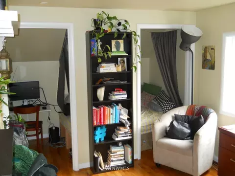 910 E Prospect St, Seattle, WA 98102 photo 7