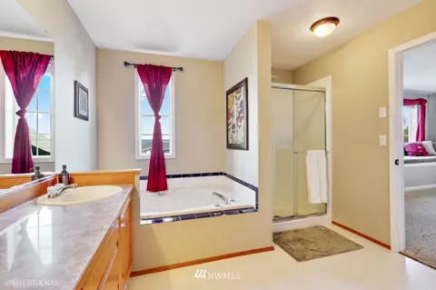 5220 N 49th St, Ruston, WA 98407 photo 11