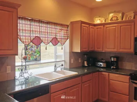 110 Cascadia Loop, Sequim, WA 98382 photo 25
