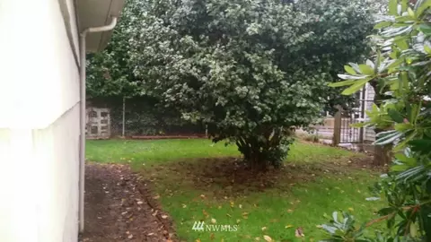 862 9th Ave, Longview, WA 98632 photo 2