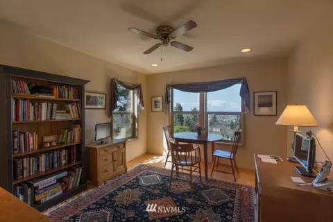 403 Fox Holw, Sequim, WA 98382 photo 8