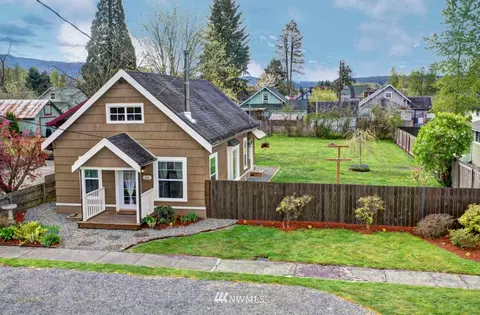 310 Bridge St SE, Orting, WA 98360 photo 1