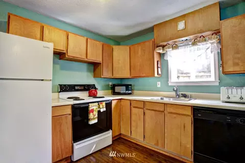 310 Bridge St SE, Orting, WA 98360 photo 12