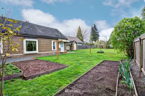 310 Bridge St SE, Orting, WA 98360 photo 5