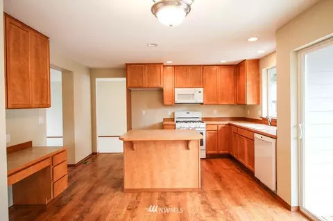 11629 2nd Dr SE #A, Everett, WA 98208 photo 3