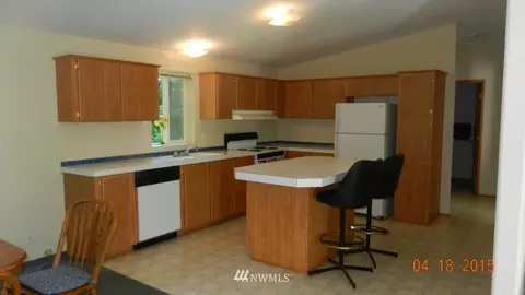 161 E Snowcap Dr, Belfair, WA 98528 photo 9