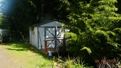 161 E Snowcap Dr, Belfair, WA 98528 photo 2