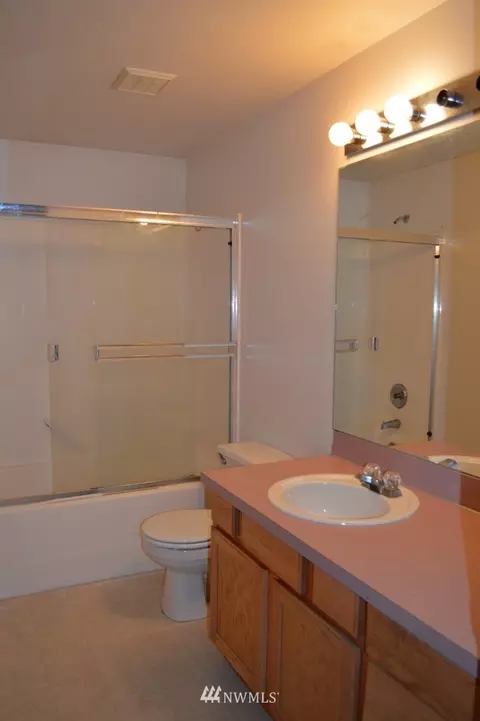 317 E 30th St, Bremerton, WA 98310 photo 15