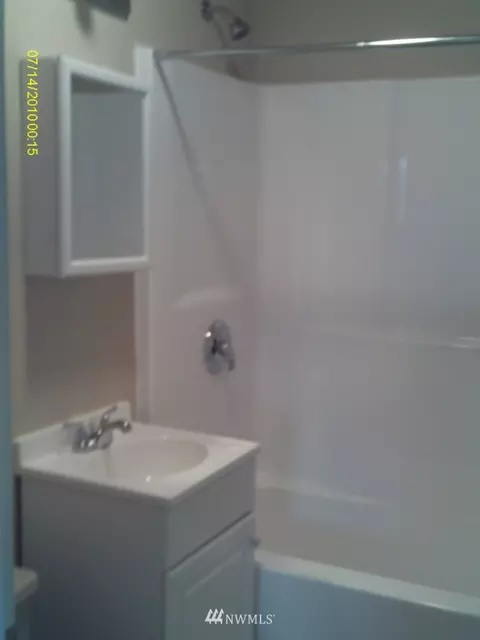 203 Cypress, Longview, WA 98632 photo 2