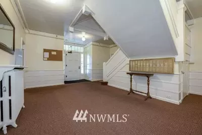 1803 E John St, Seattle, WA 98112 photo 7