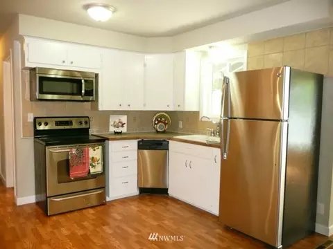 4720 W View Dr, Everett, WA 98203 photo 4