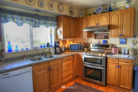 3711 Rockefeller Ave, Everett, WA 98201 photo 7