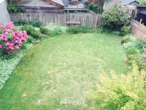 735 10th E, Seattle, WA 98102 photo 2