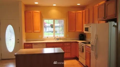 318 Dungeness Mdws, Sequim, WA 98382 photo 4