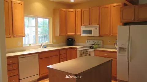 318 Dungeness Mdws, Sequim, WA 98382 photo 3