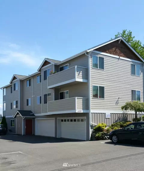 4008 Rucker Ave, Everett, WA 98201 photo 1
