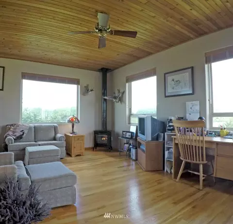 1352 Three Crabs Rd, Sequim, WA 98382 photo 18