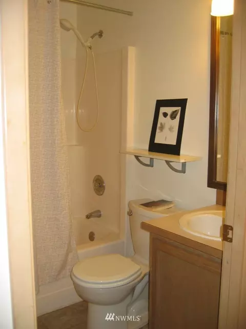 2606 E Thomas St, Seattle, WA 98112 photo 7