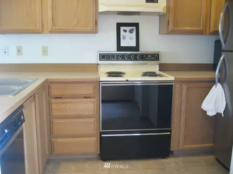 2606 E Thomas St, Seattle, WA 98112 photo 6