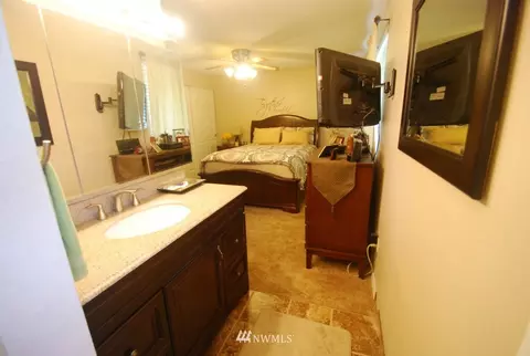 204 186th St E, Spanaway, WA 98387 photo 10