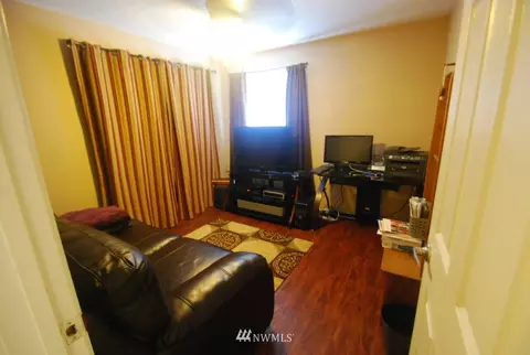 204 186th St E, Spanaway, WA 98387 photo 8