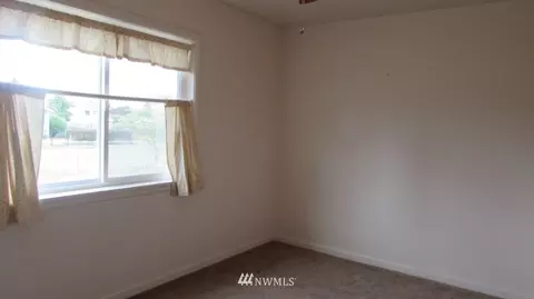 245 W Maple St, Sequim, WA 98382 photo 12