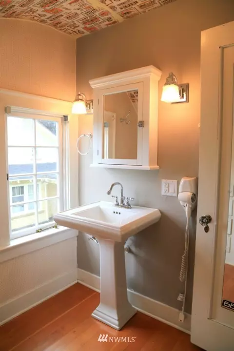 1208 Colby Ave, Everett, WA 98201 photo 15