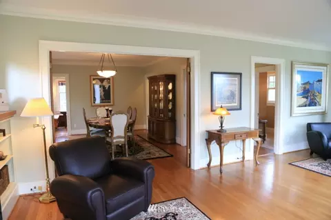 1208 Colby Ave, Everett, WA 98201 photo 3