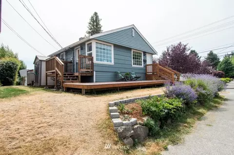 703 N 77th St, Seattle, WA 98103 photo 5