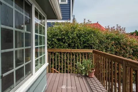 703 N 77th St, Seattle, WA 98103 photo 12
