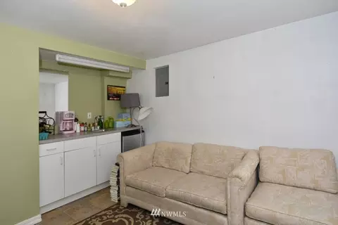 703 N 77th St, Seattle, WA 98103 photo 21